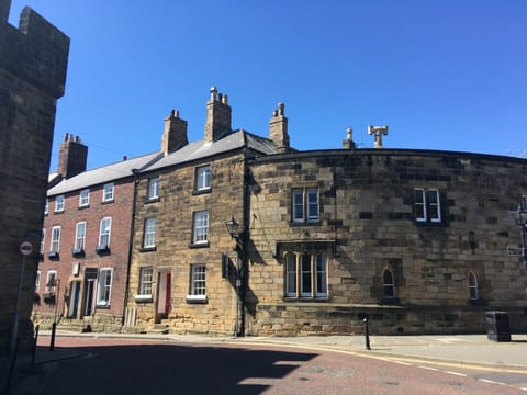 Property building, Neighbourhood, Street view
