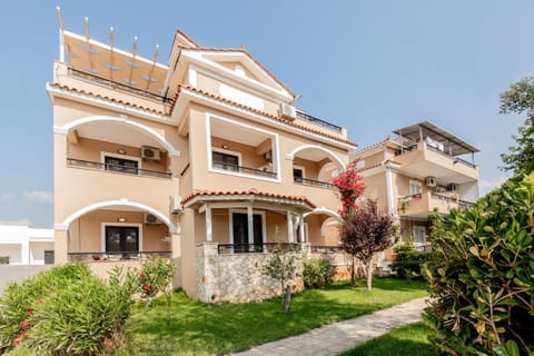 Property building, Day, Garden view