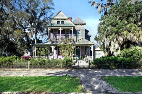 Property building, Garden, Garden view