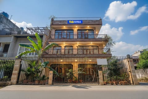 Property building, Facade/entrance