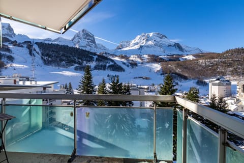 Winter, View (from property/room), Balcony/Terrace