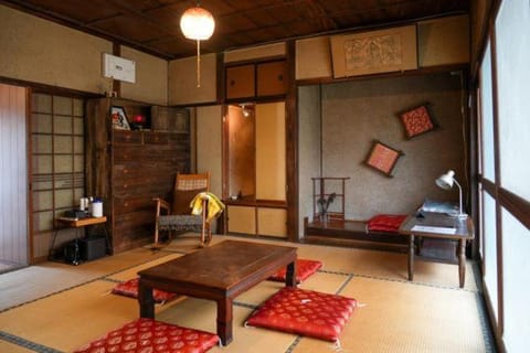 Living room, Photo of the whole room