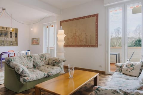 Wonderful house near the sea Apartment in Viareggio