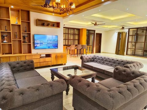 Communal lounge/ TV room, Living room
