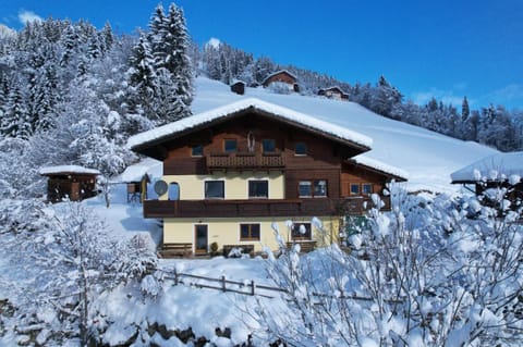 Property building, Winter