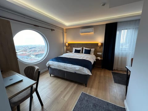 Bedroom, Sea view