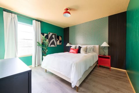 Minutes To Ou Stadium Fire Pit Grill 3bd House in Norman