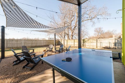 Minutes To Ou Stadium Fire Pit Grill 3bd House in Norman