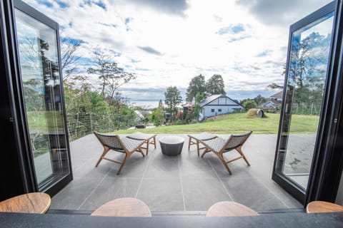 Patio, Garden, Garden, Balcony/Terrace, Balcony/Terrace, Garden view, Sea view