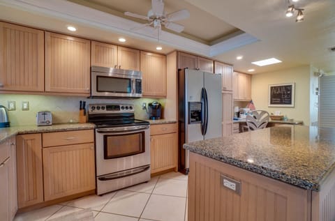 Spectacular Sunsets at this Beachfront Condo House in Bradenton Beach