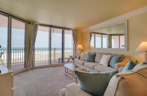 Spectacular Sunsets at this Beachfront Condo House in Bradenton Beach