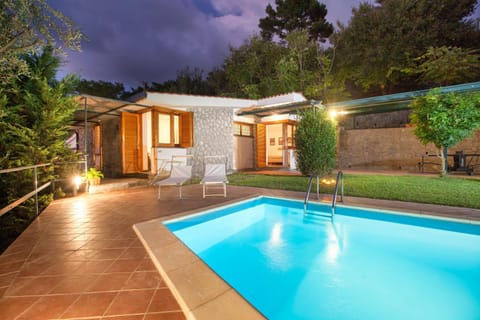 La Casa di Pietra Villa in Massa Lubrense