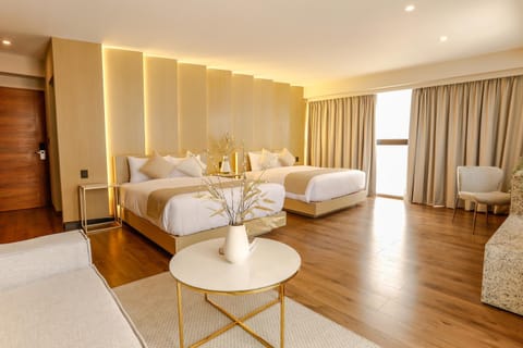 Bed, Photo of the whole room, Seating area, Bedroom