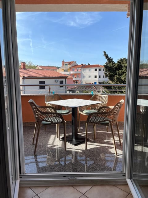 Balcony/Terrace, Balcony/Terrace
