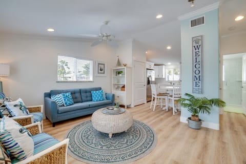 Steps to the Beach, Modern Beach Bungalow House in Ilexhurst