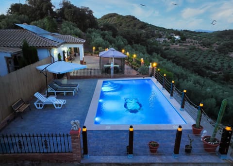 Property building, Patio, Mountain view, Pool view, Swimming pool, sunbed