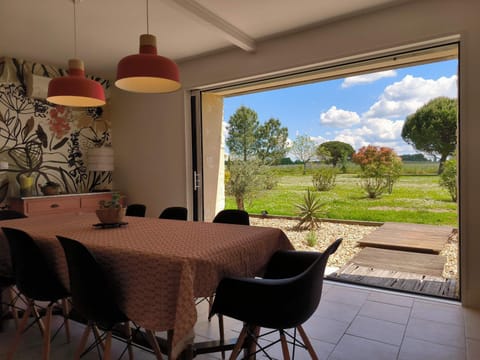 Garden view, kitchen