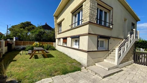 Le Carlotta House in Le Crotoy