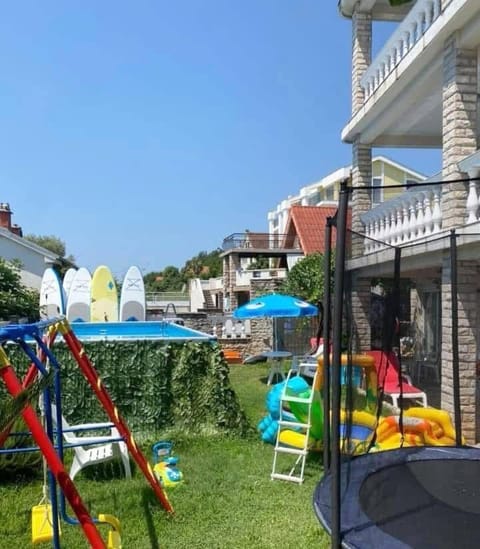 Family House with pool & sea view Apartment hotel in Kotor Municipality