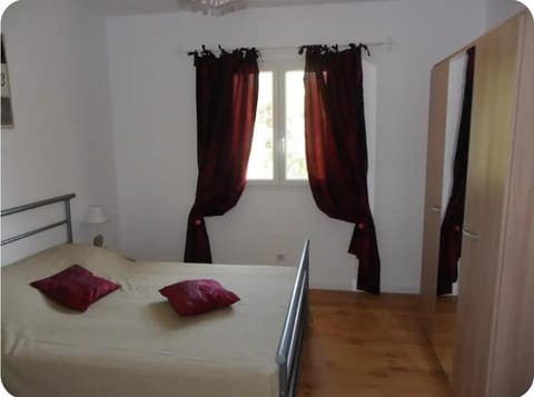 Appartement moderne et calme à Sartène en Corse du Sud Apartment in Corsica