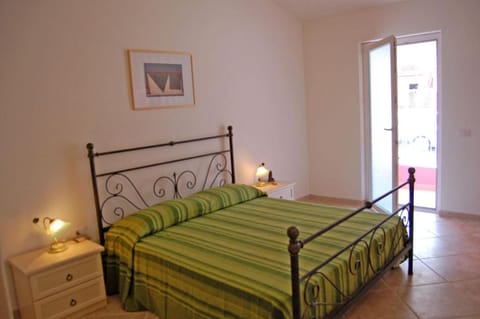 Nuovissimo appartamento vista mare in paese a Sant'Antioco C470 Apartment in Sardinia