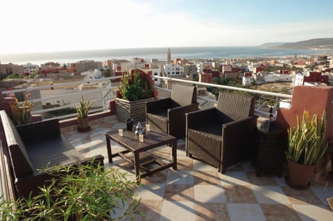 Balcony/Terrace, City view, Sea view