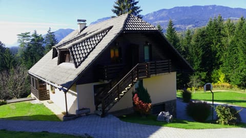 Property building, Day, Natural landscape