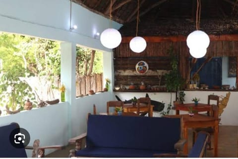 Lounge or bar, Dining area