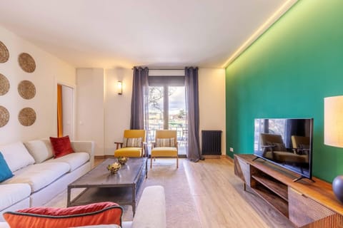 Communal lounge/ TV room, Living room
