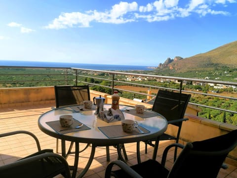 Natural landscape, View (from property/room), Balcony/Terrace, Mountain view