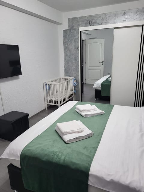 TV and multimedia, Bedroom