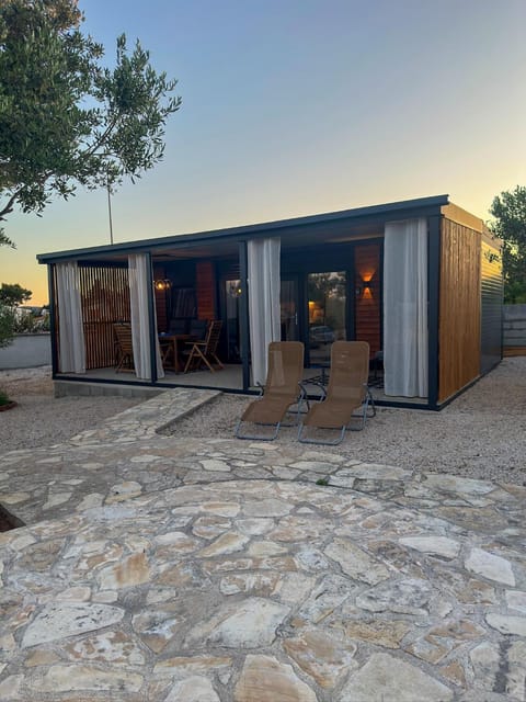 Emi Mobile Home Campground/
RV Resort in Šibenik-Knin County, Croatia