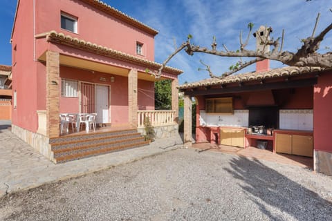 Villa Adela House in Safor