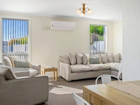 Kalisti Suites - Mykonos Suite Apartment in Port Sorell