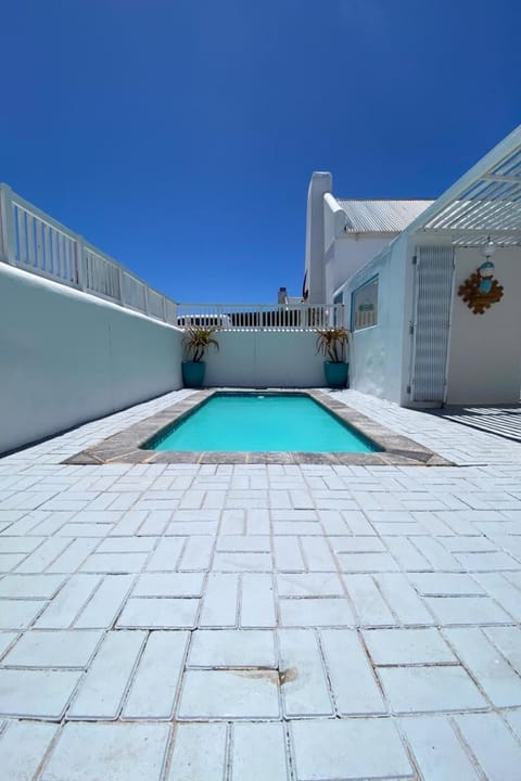 Cataliya Holiday Home Paternoster House in Western Cape