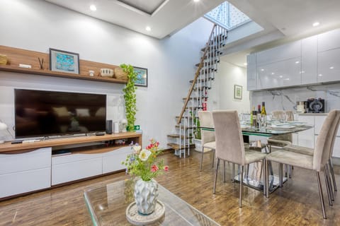 Roof terrace, Seaview 3 bedroom penthouse GOSLM-11 Apartment in Sliema