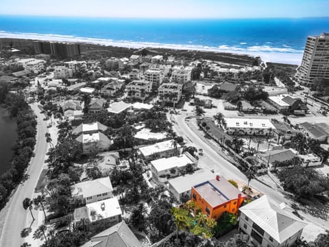 Property building, Restaurant/places to eat, Neighbourhood, Activities, Bird's eye view, Fishing, Snorkeling, Beach, Windsurfing, Canoeing, Hiking, Cycling, Diving, Evening entertainment, Entertainment, Location, shuttle