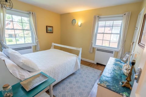 Cardinal Inn Beach Room House in Cornwall