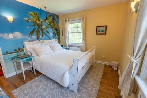 Cardinal Inn Beach Room House in Cornwall