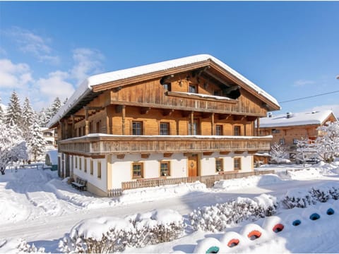 Property building, Winter