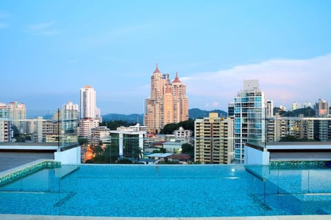 Casino, On-site shops, Business facilities, On site, Pool view, Supermarket/grocery shop, Swimming pool, Swimming pool, Entertainment