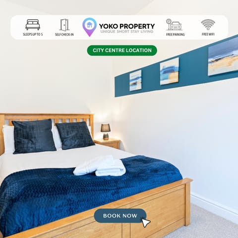 Bed, Photo of the whole room, Logo/Certificate/Sign, Text overlay