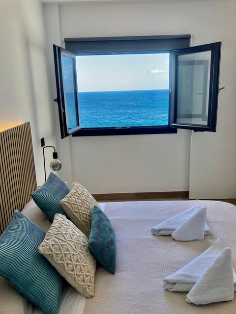 Bed, Bedroom, Sea view