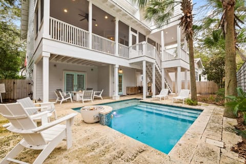 Serenity Now - Private Pool,5 Bikes,Gulf Views, Steps to the Beach and Seaside! House in Seagrove Beach