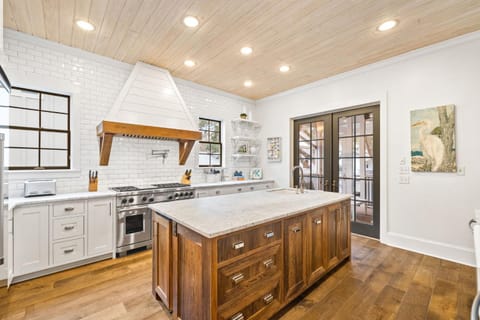 Serenity Now - Private Pool,5 Bikes,Gulf Views, Steps to the Beach and Seaside! House in Seagrove Beach