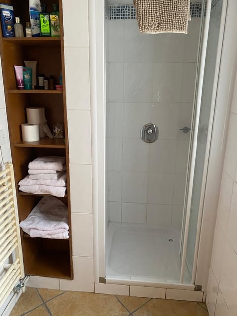 Beach Golf Getaway Apt 1 Apartment in Downings