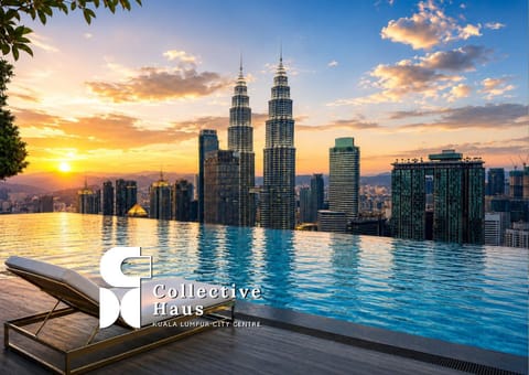 Property building, Nearby landmark, Day, Natural landscape, City view, Pool view, Swimming pool, Sunrise, sunbed