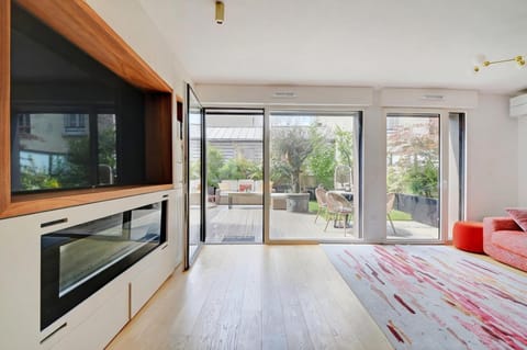 Garden, View (from property/room), Balcony/Terrace