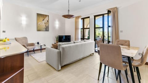 TV and multimedia, Living room, Other, Seating area