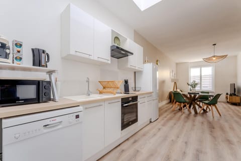 dishwasher, oven, stove